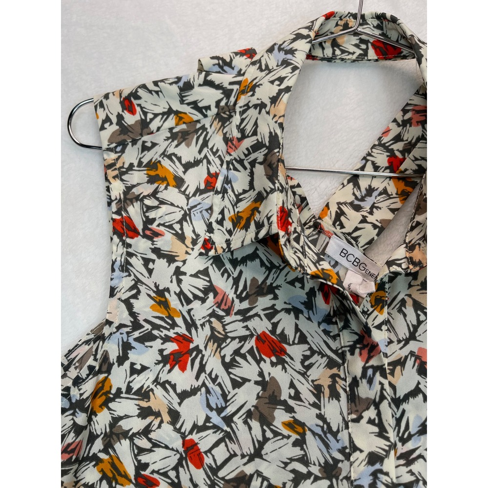 BCBG Abstract Print Sleeveless Blouse XS Cutout Back Art Teacher Summer Vacation